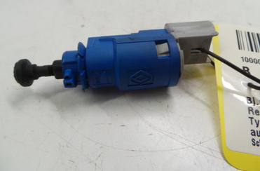 Renault Clio 3 III Bj.06 Schalter Kupplung Kupplungspedal 8200276359B